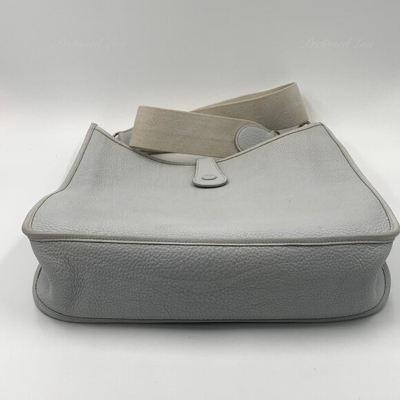 Authentic HERMES Grey Clemence Evelyne I GM Crossbody Bag - Picture 4 of 15
